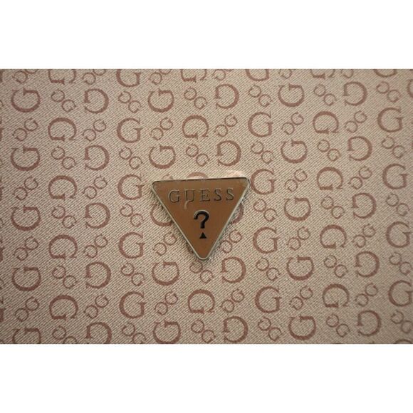 Guess V7200081 Light Rose Logo Print Junction Travel Insulated Cutout Lunch Tote - Picture 3 of 10